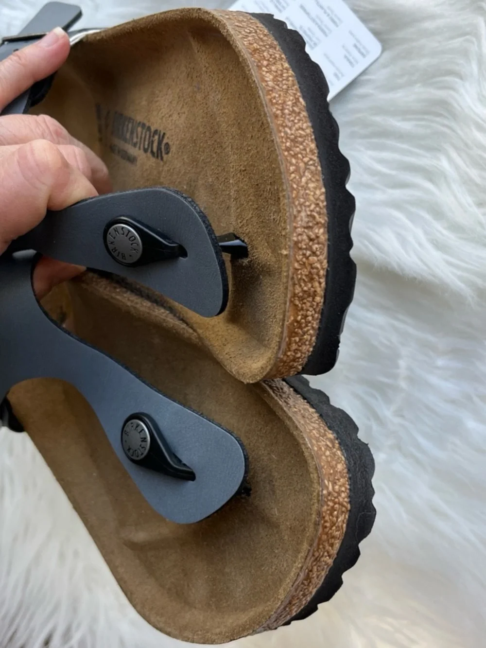 🆕Birkenstock Gizeh Grey
Metallic Thong Sandal Size 8 - Picture 8 of 9